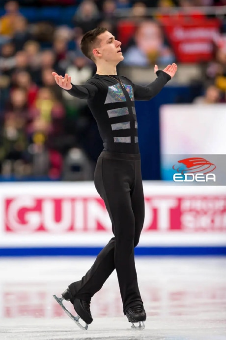 Ice Gallery Skates U.S.